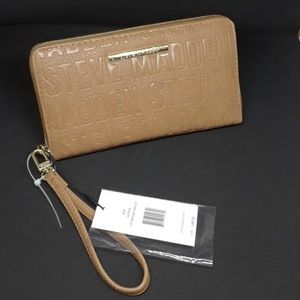 Steve Madden Wristlet Wallet